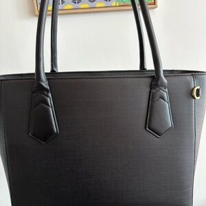 Dagne Dover Signature Tote in black